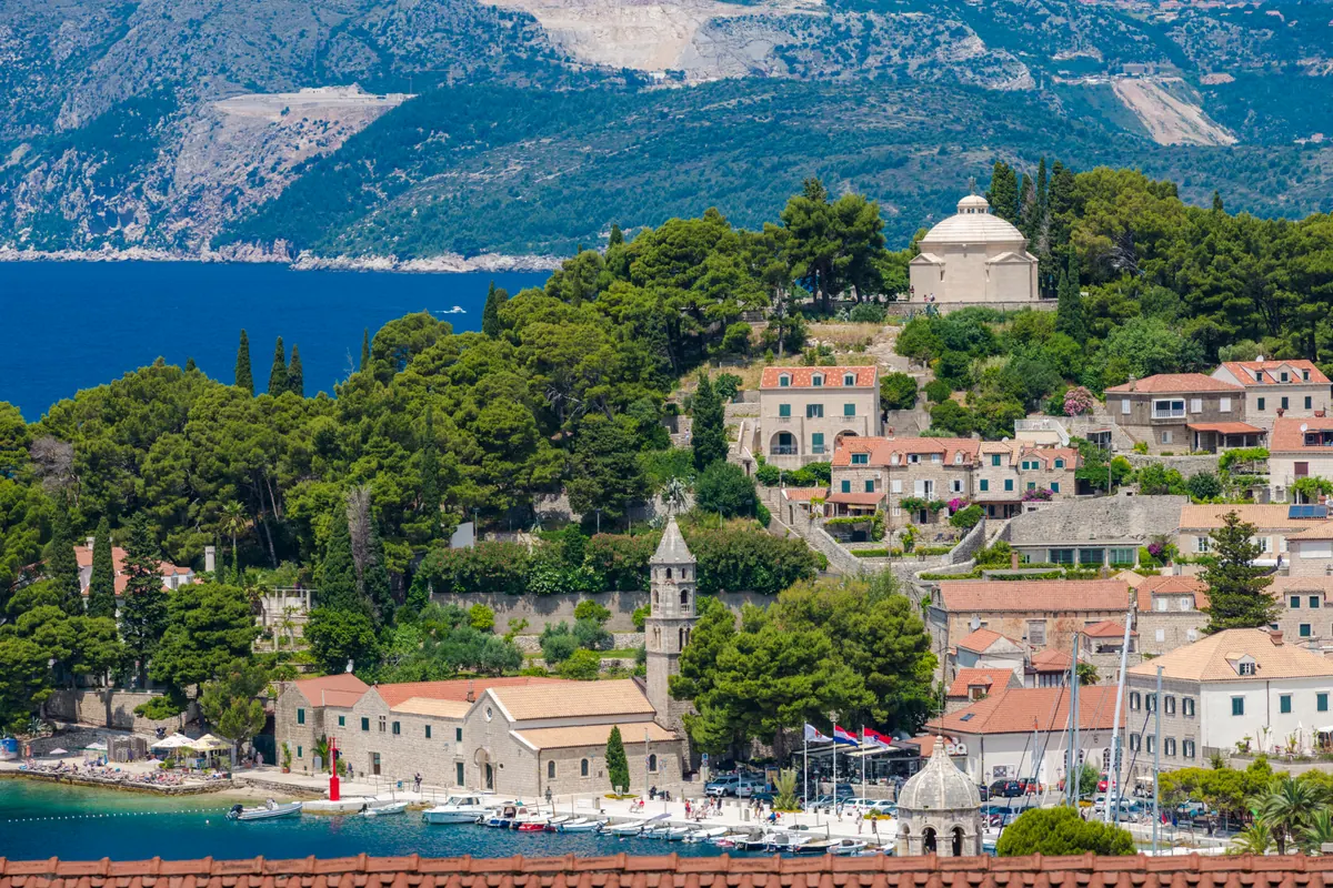 La riva, et le bateau pour Dubrovnik